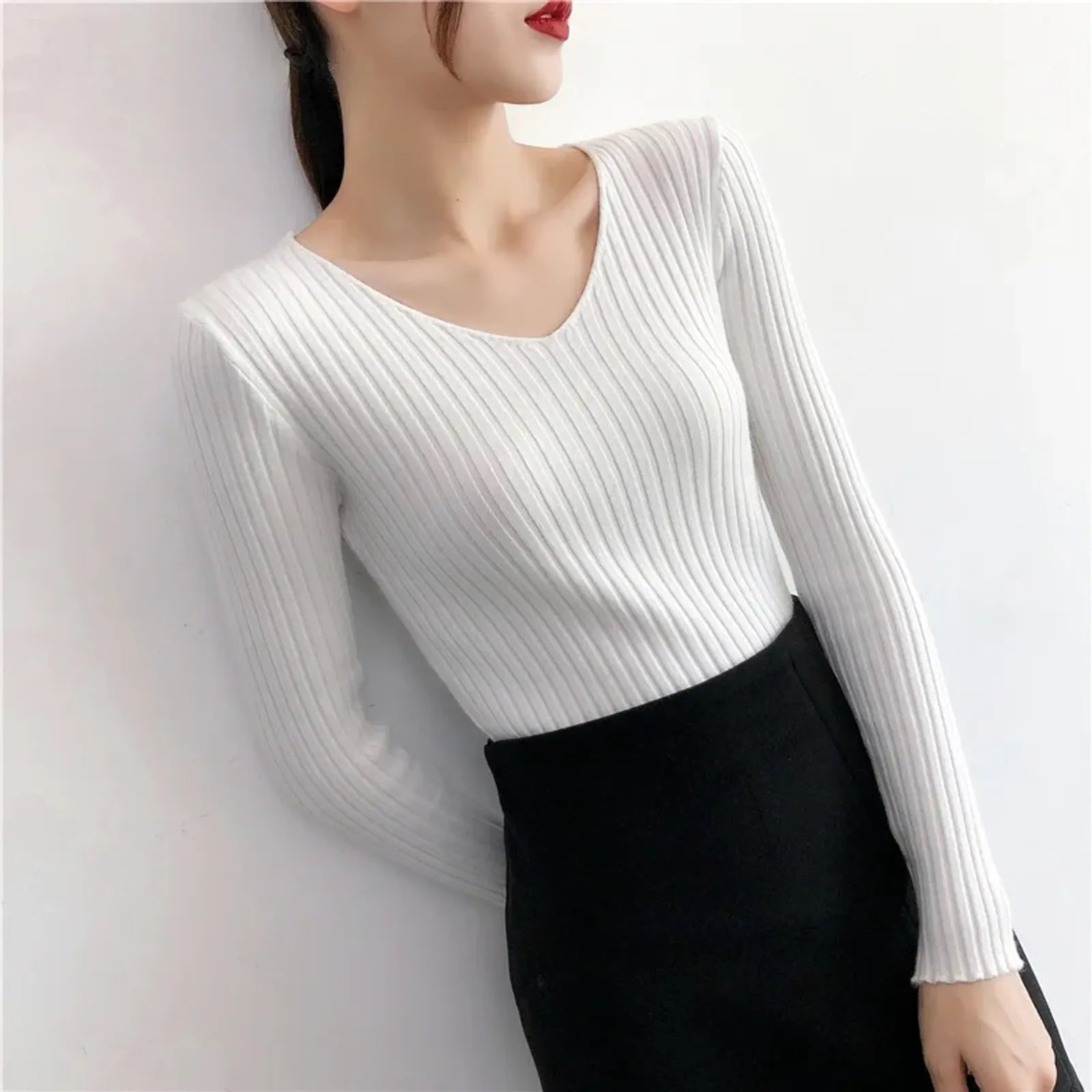 Women’s Knitted V-Neck Pullover Sweater