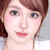 Natural False Eyelashes for Eye-Lifting Effect