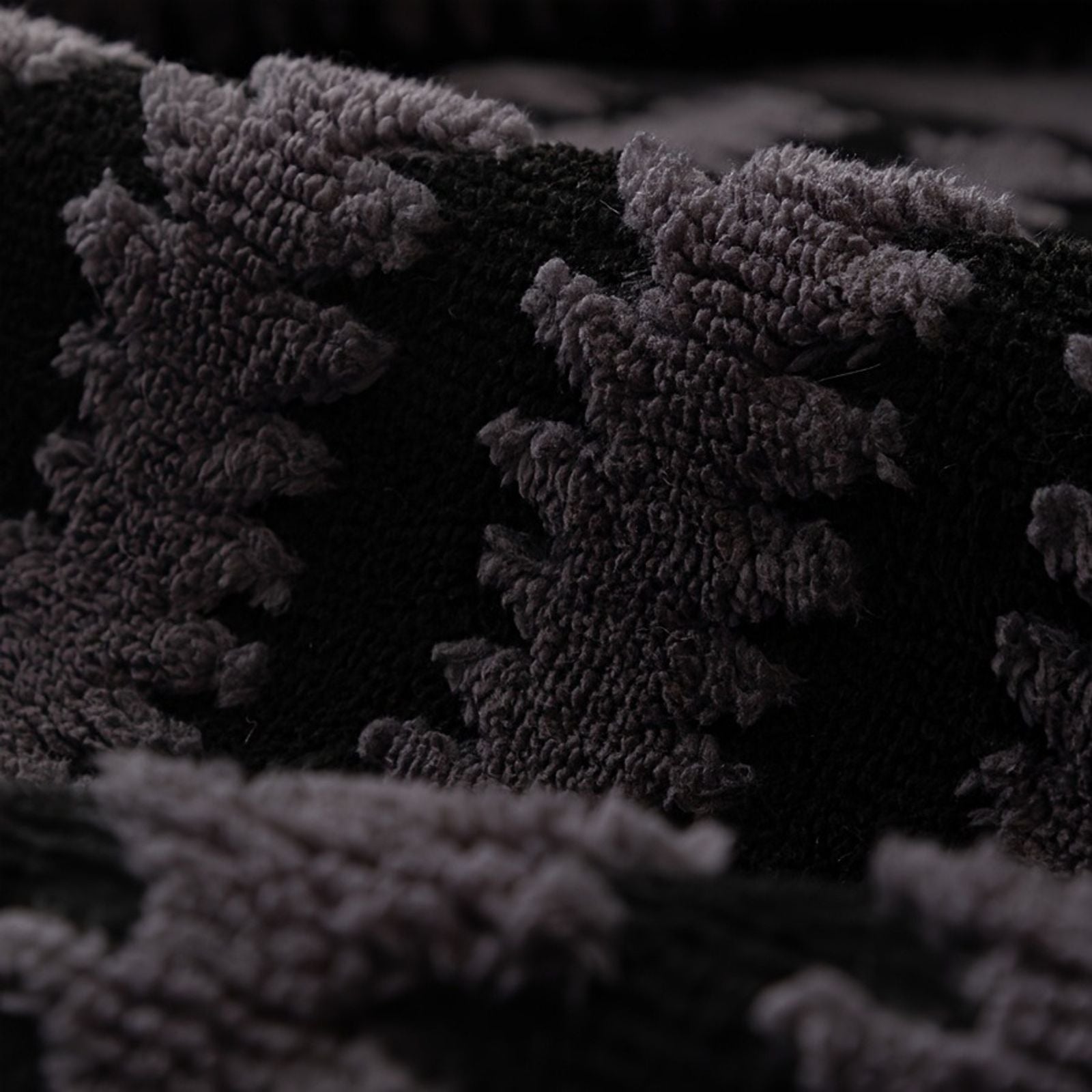 Geometric Lines Soft Thicken Tufted Fleece Blanket