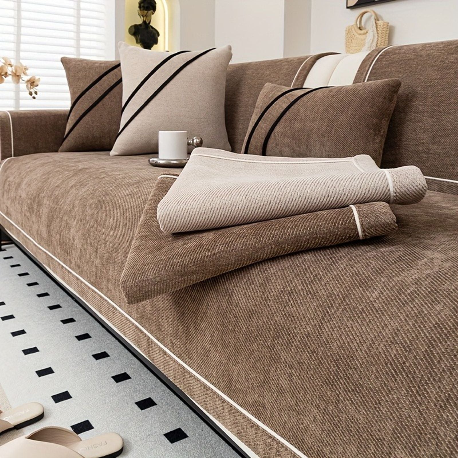 Luxurious Chenille Non-Slip Sofa Protector