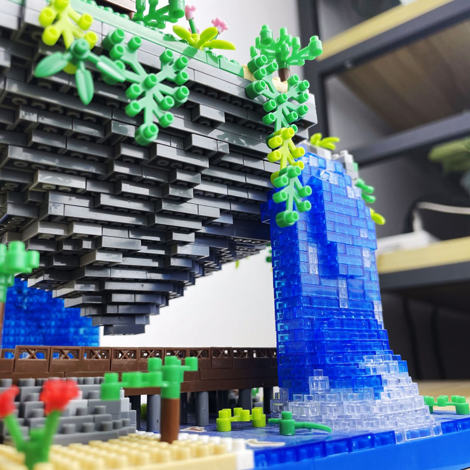 Taohuatan Lake Themed Building Block Set with LED Light