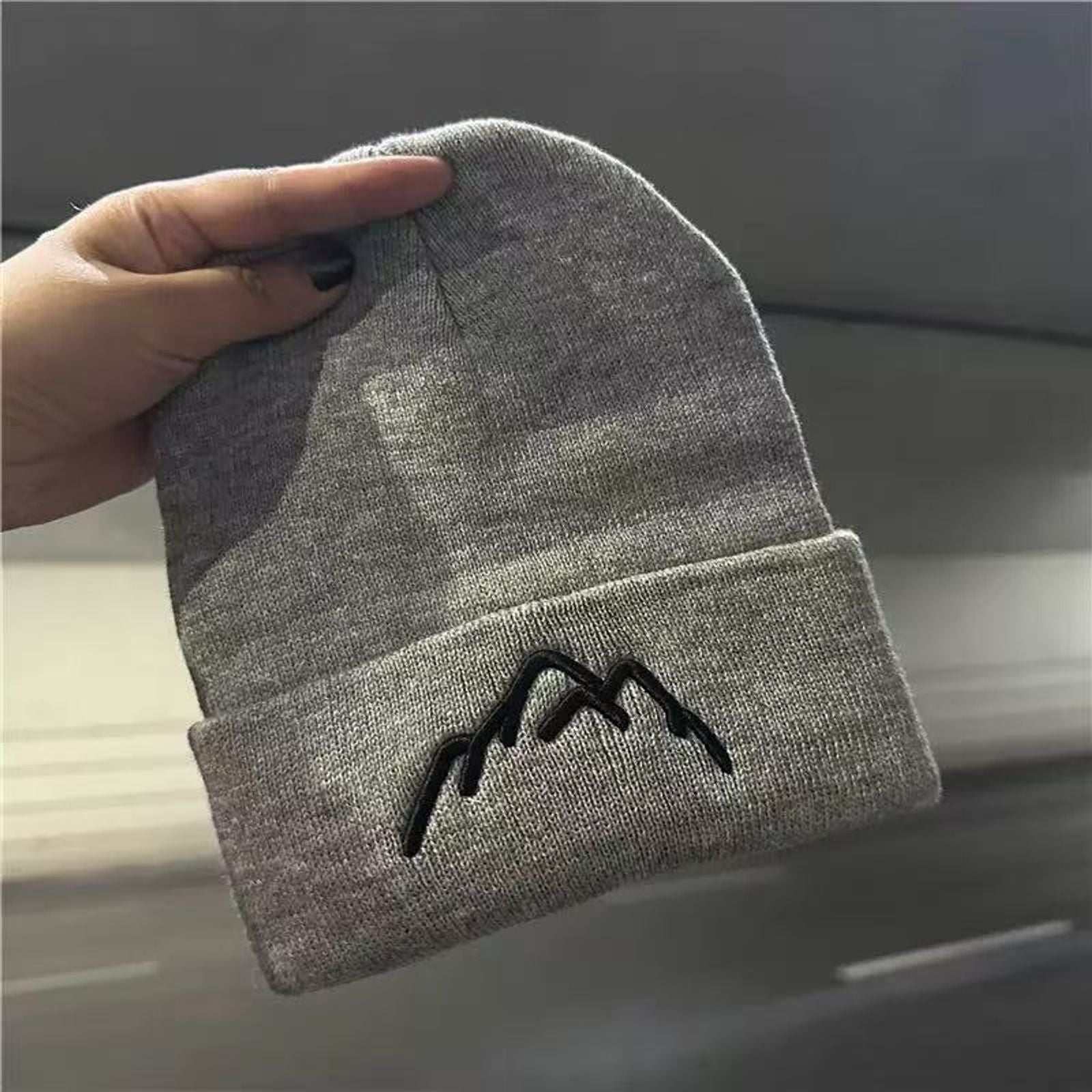 Embroidered Knitted Urine Cap - Breathable Winter Hat