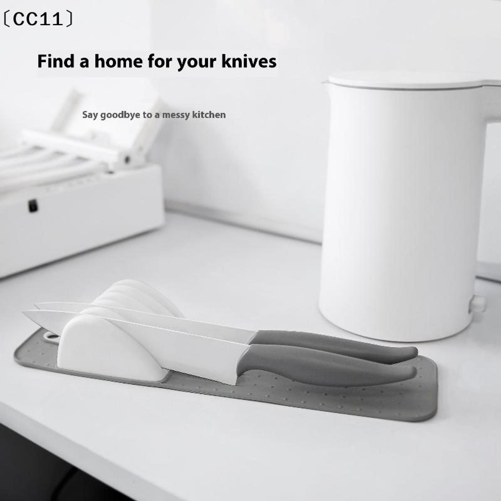 Soft-Grip Large Knife Mat with 5/11 Slots