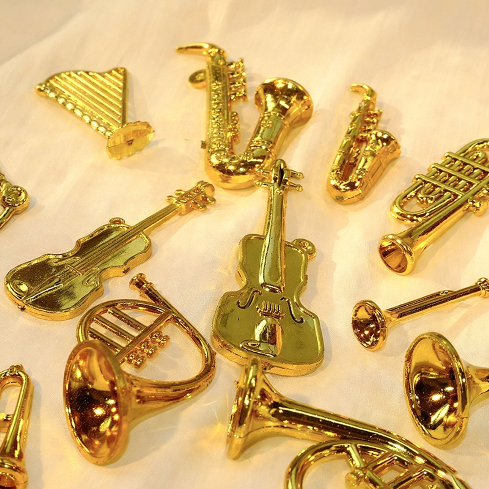 Random Mixed Style Mini Gold Musical Instrument Ornaments