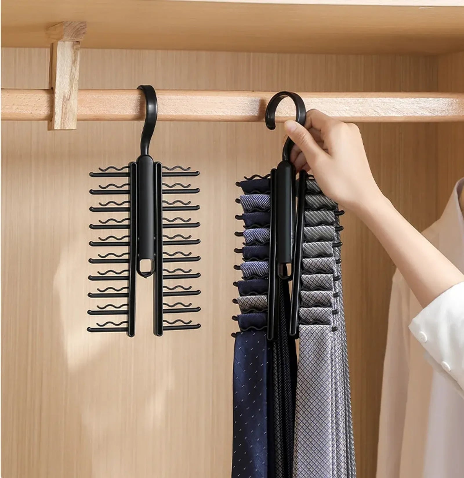 Rotatable 20-Hook Silk Scarf and Tie Storage Rack