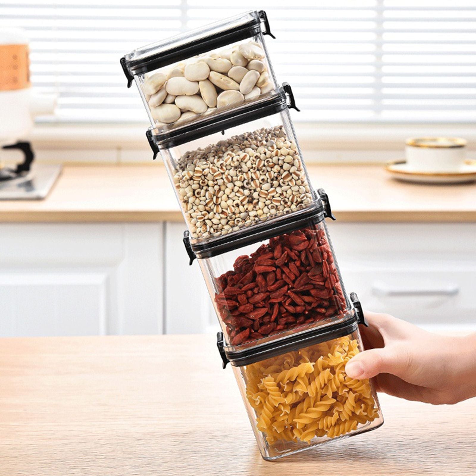 Large Plastic Sealed Jars for Grain and Seasoning Storage