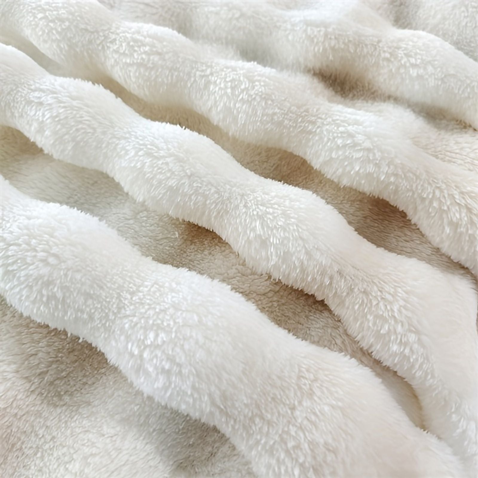 Luxurious Faux Rabbit Fur Bed Blanket - Soft and Warm Throw