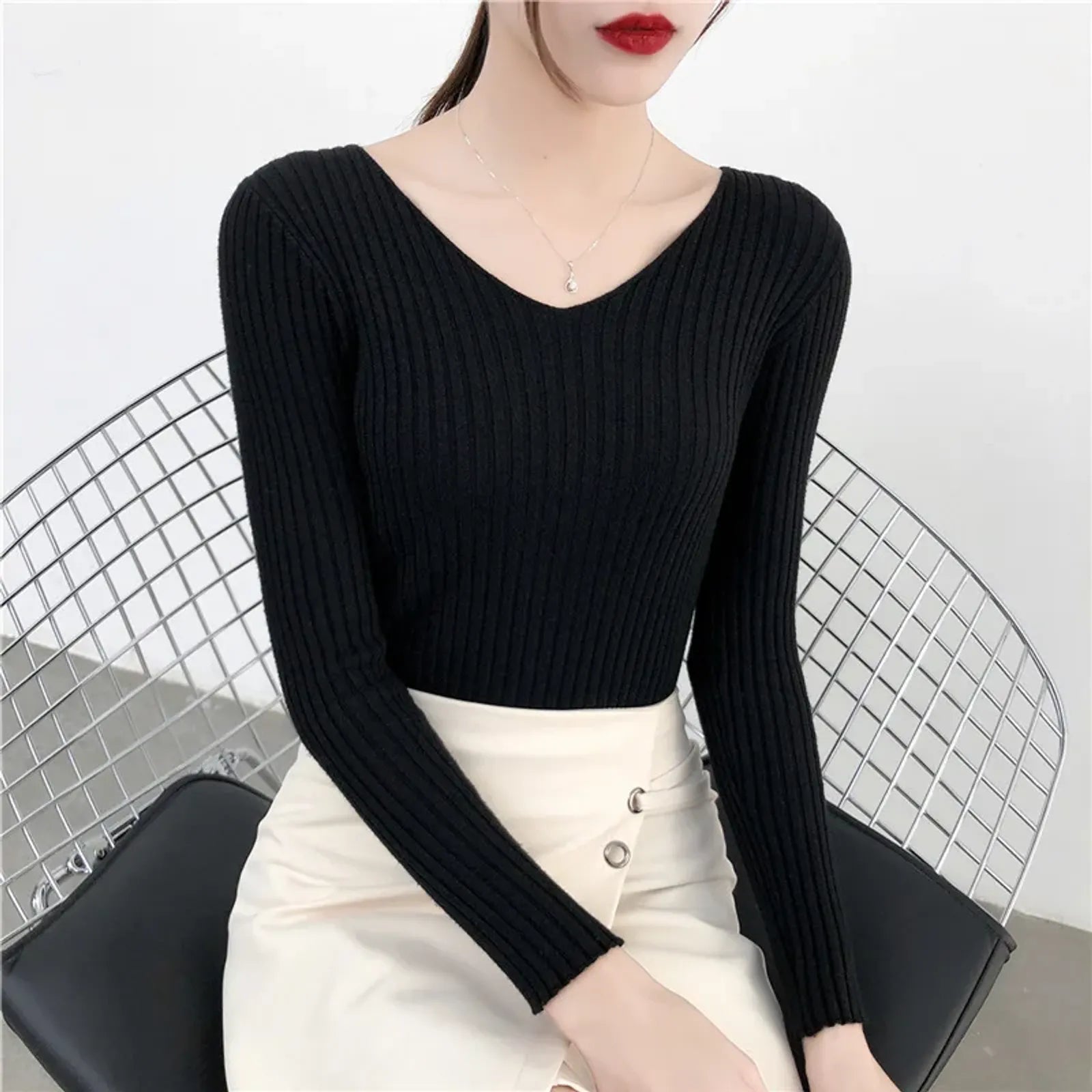 Women’s Knitted V-Neck Pullover Sweater
