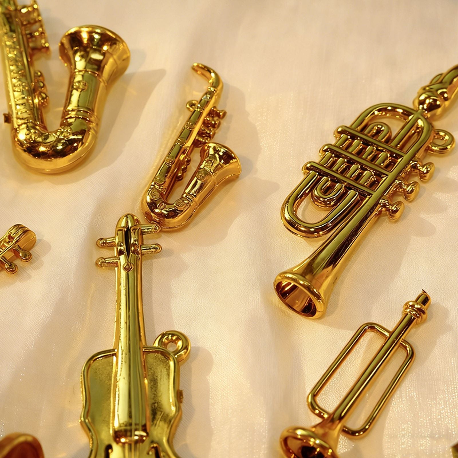 Random Mixed Style Mini Gold Musical Instrument Ornaments