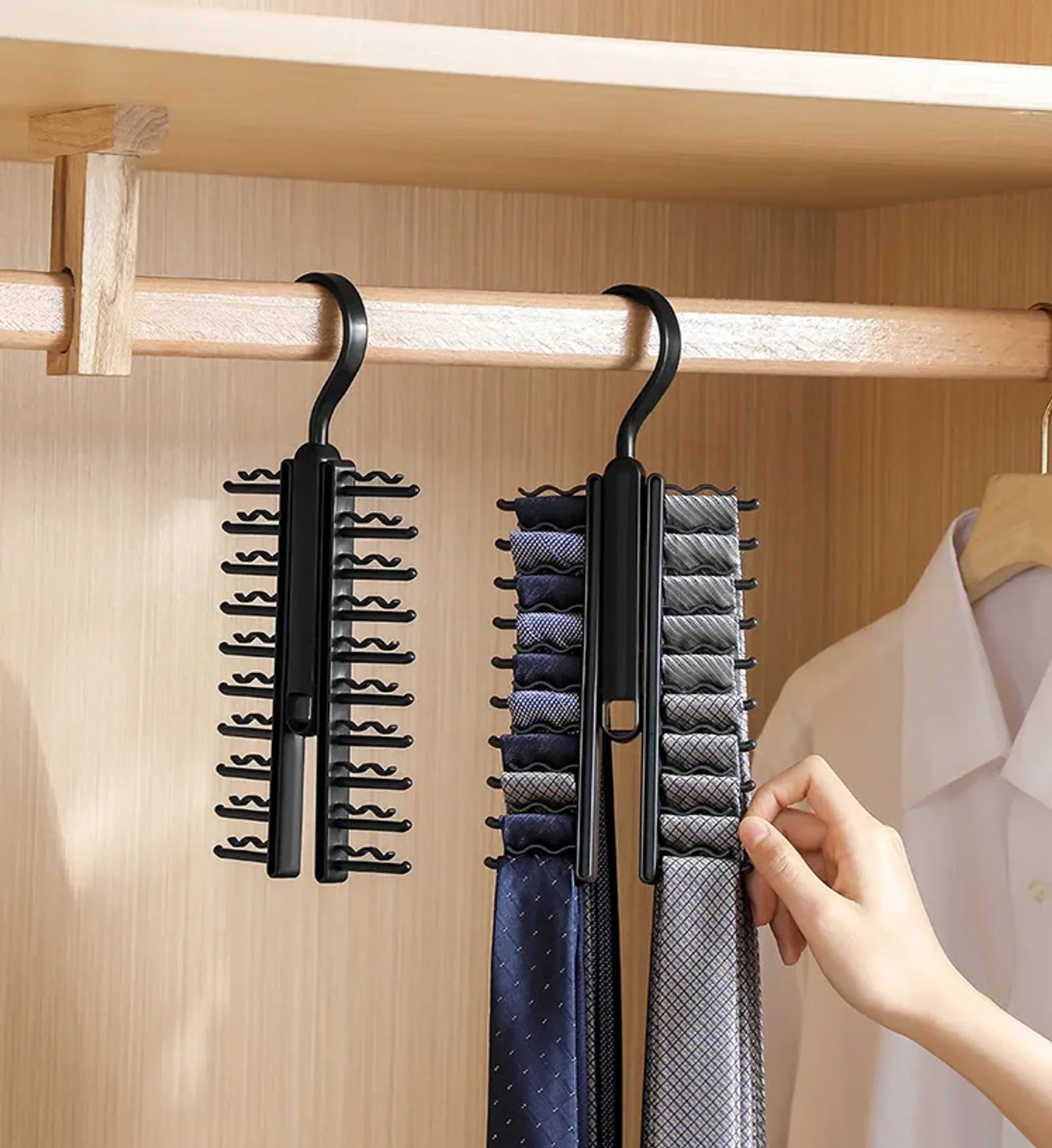 Rotatable 20-Hook Silk Scarf and Tie Storage Rack