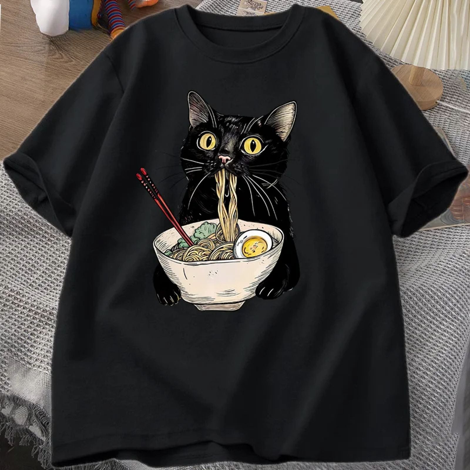 Noodle Ramen Cat T-Shirt for Foodie Lovers