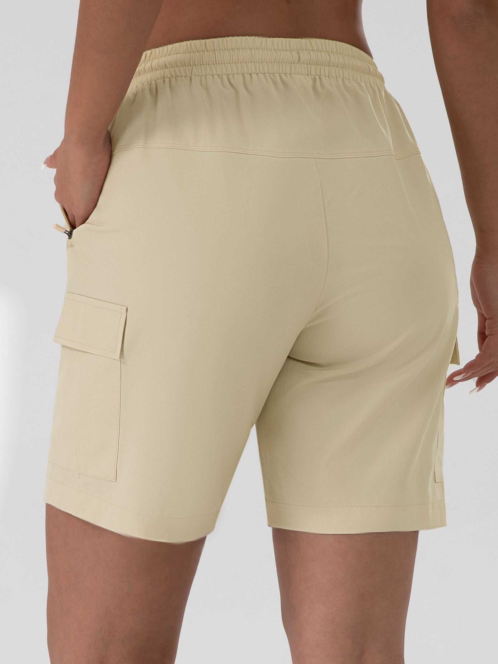Women’s Loose Cargo Shorts with Flap Pockets