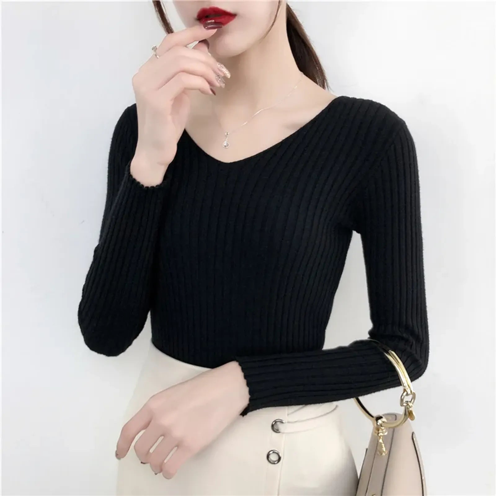 Women’s Knitted V-Neck Pullover Sweater