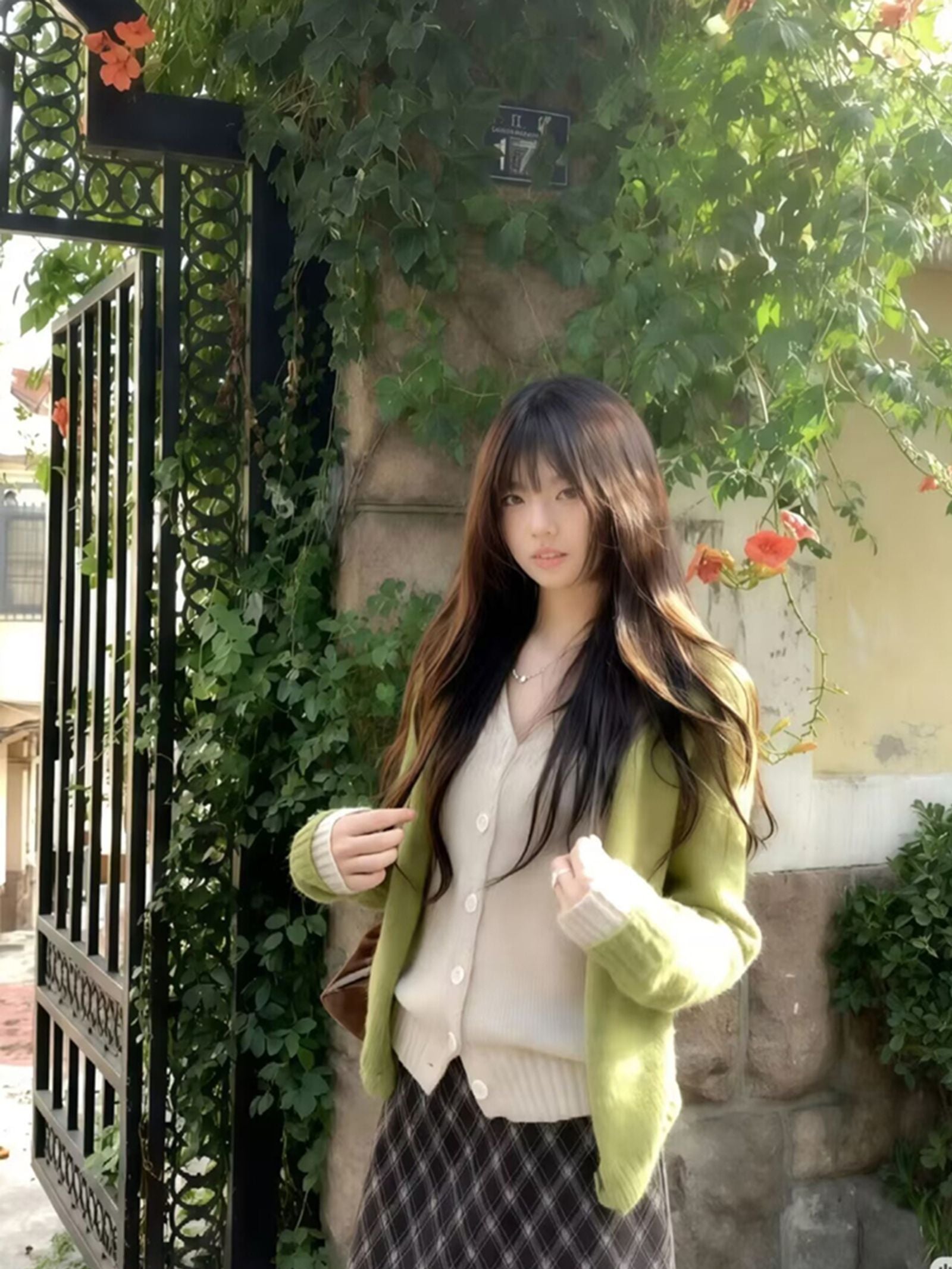 Women’s High-Waist Plaid Midi Skirt in Argyle Pattern