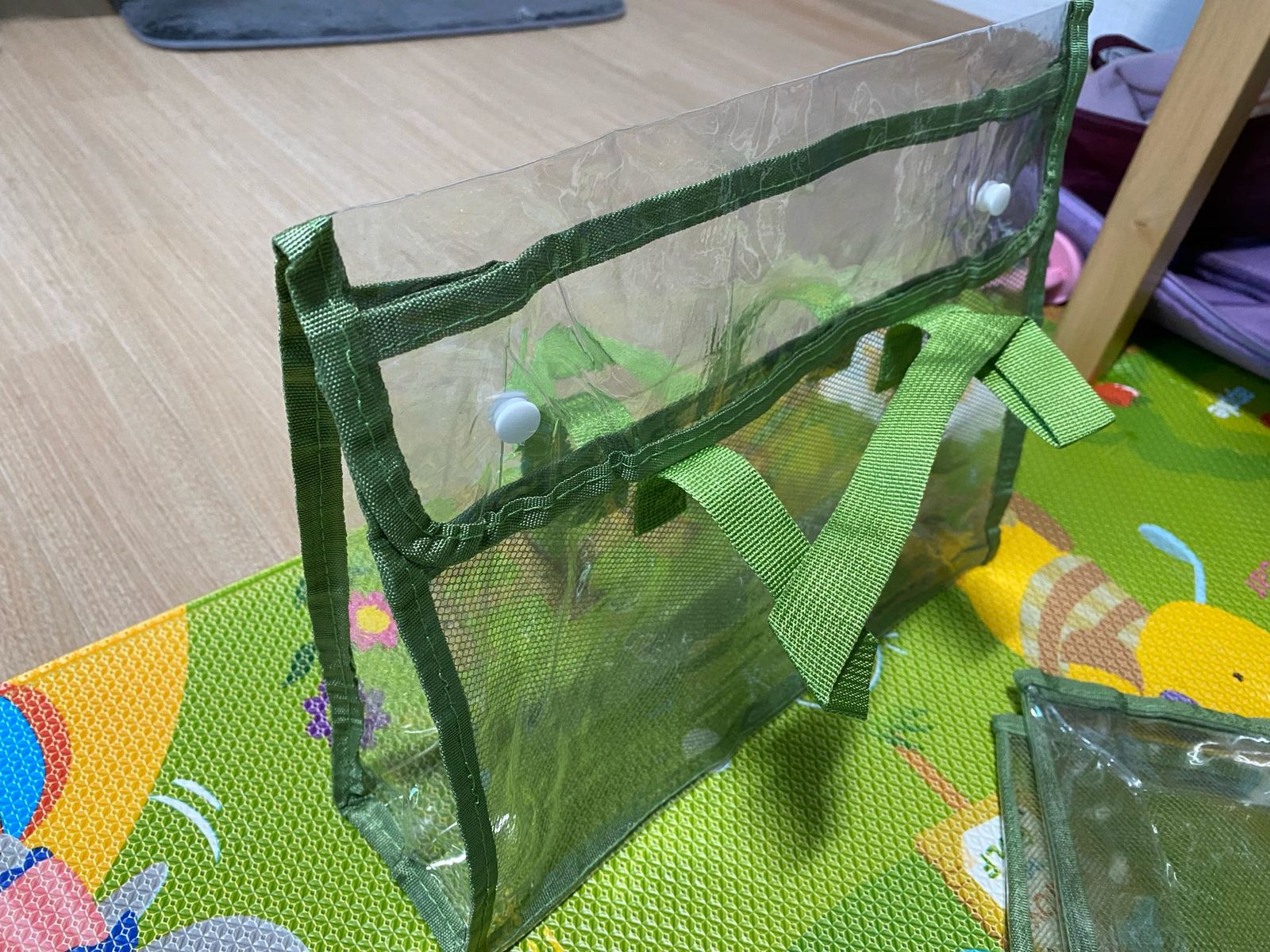 Large Capacity Waterproof Handheld File Storage Bag