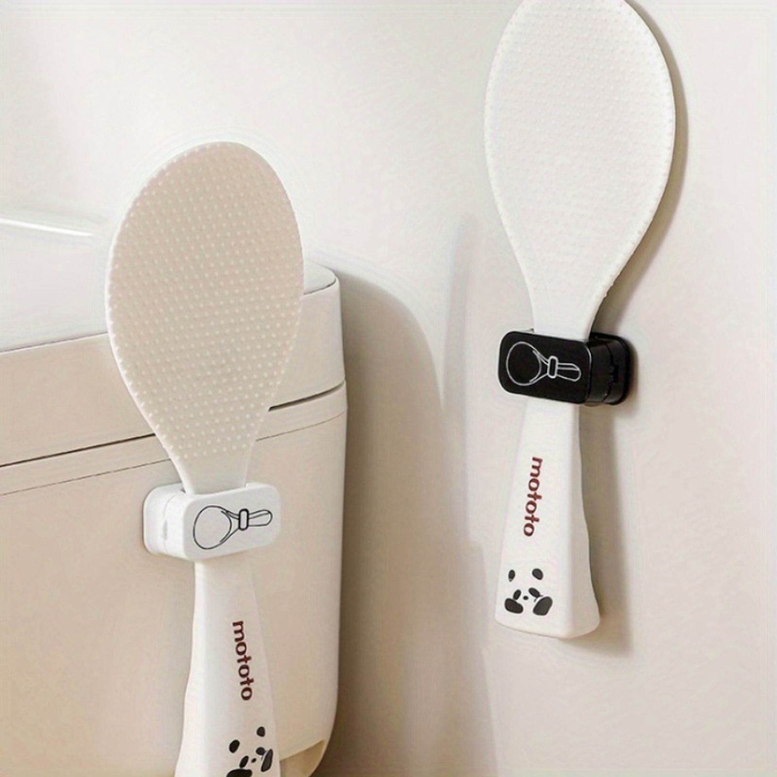 Cute Black and White Small Wall-Mounted Storage Rack