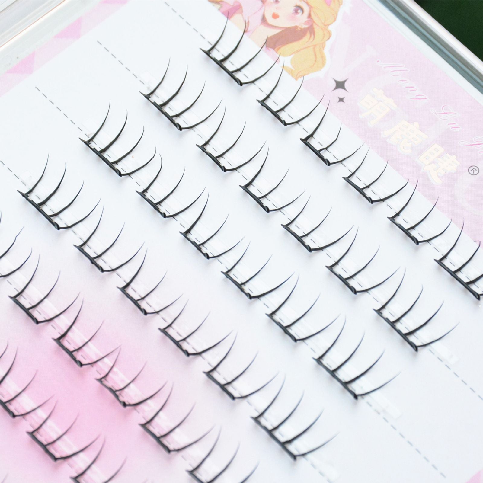 Self-Adhesive Fluffy Cluster Eyelashes for Daily Makeup