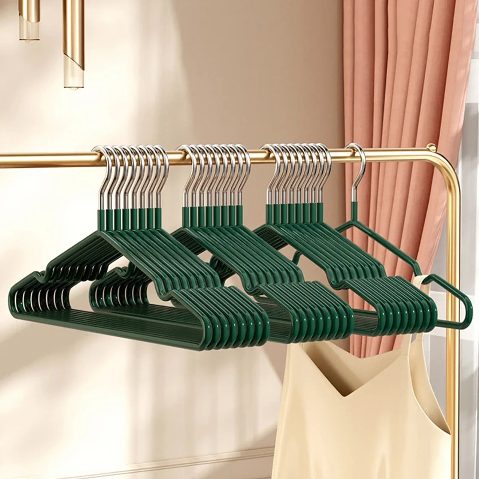 10pcs Durable No-Slip Metal Clothes Hangers