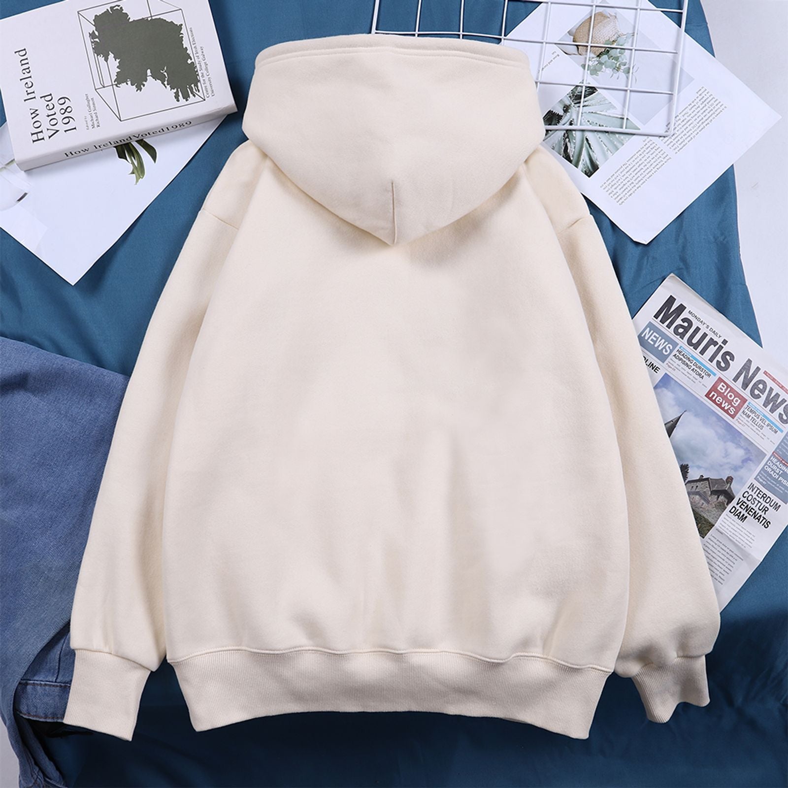 Women's Cute Strawberry Rabbit Printed Hoodie