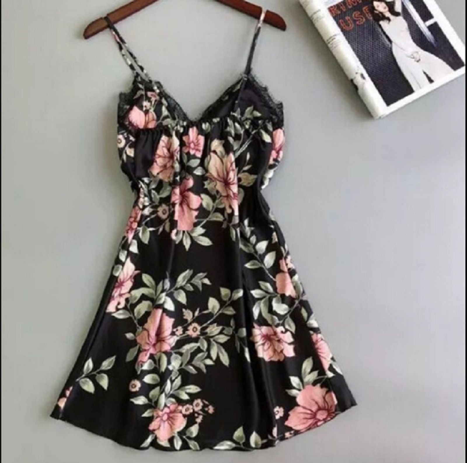 Womens V-Neck Lace Sexy Lingerie Babydoll Nightdress