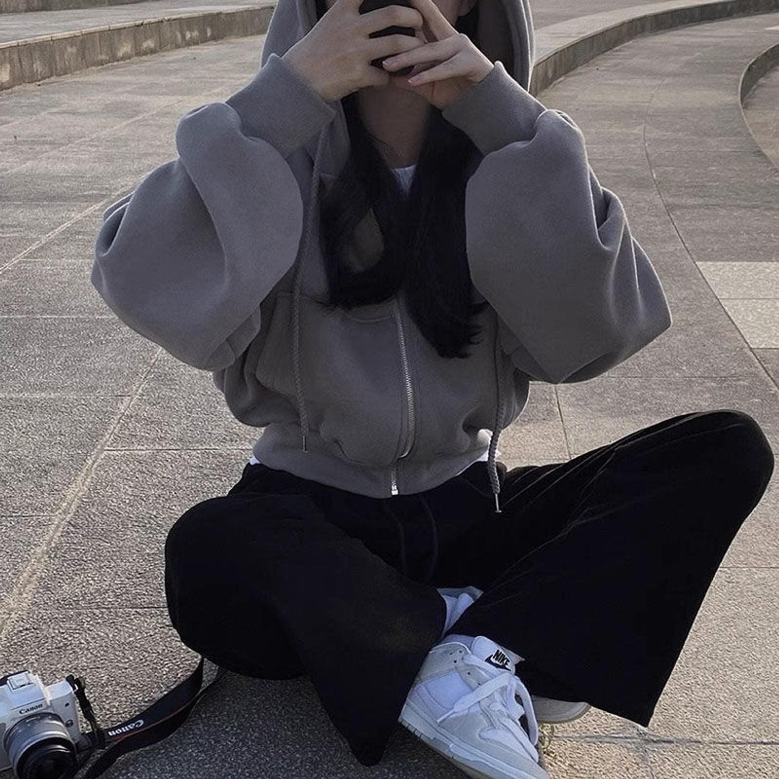 Women's Casual Zip-Up Hooded Sweatshirt - Autumn Winter