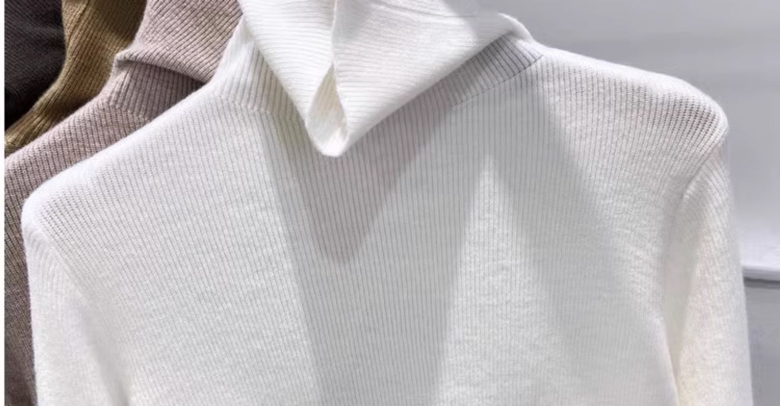 Women's Long Sleeve Turtleneck Knitted Sweater