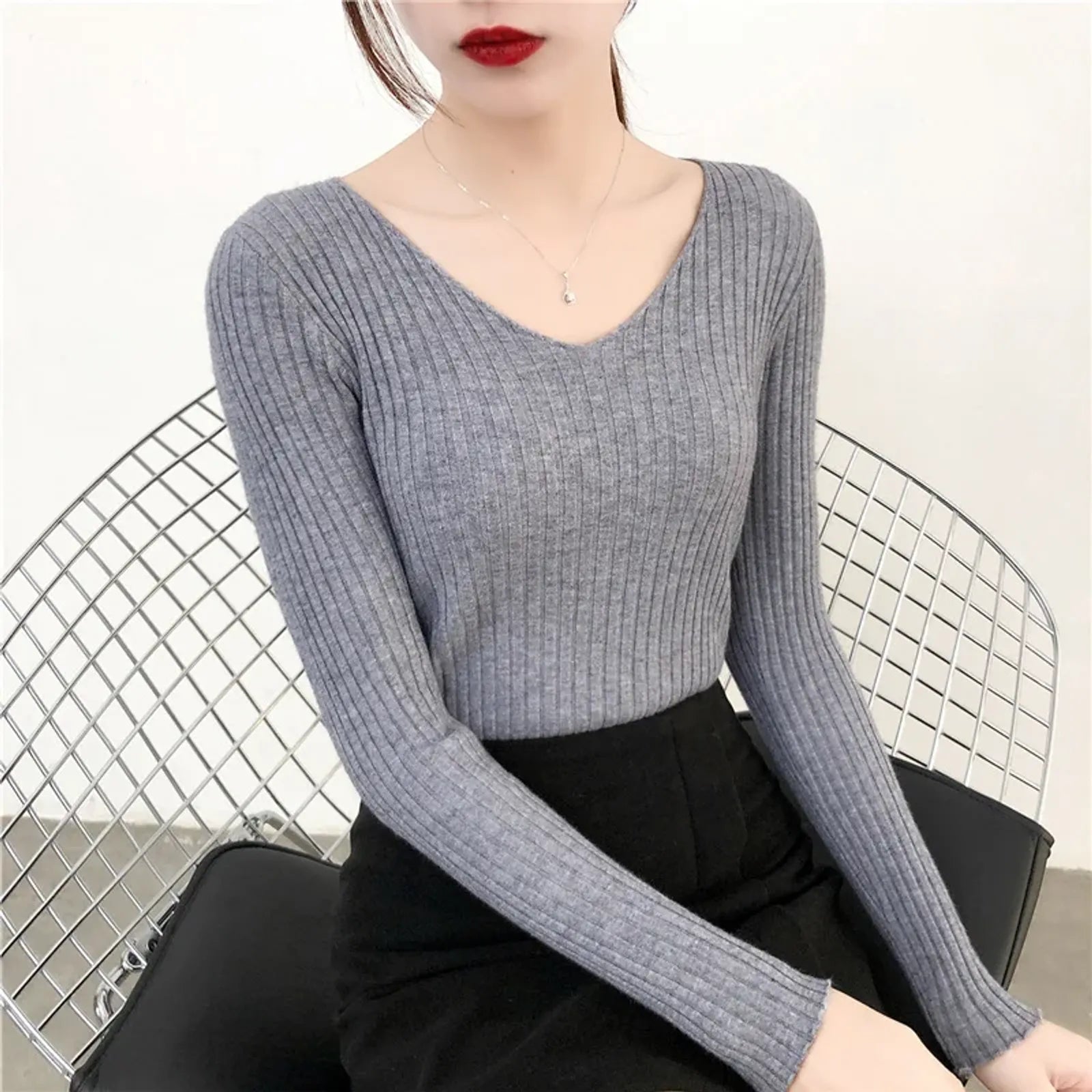 Women’s Knitted V-Neck Pullover Sweater