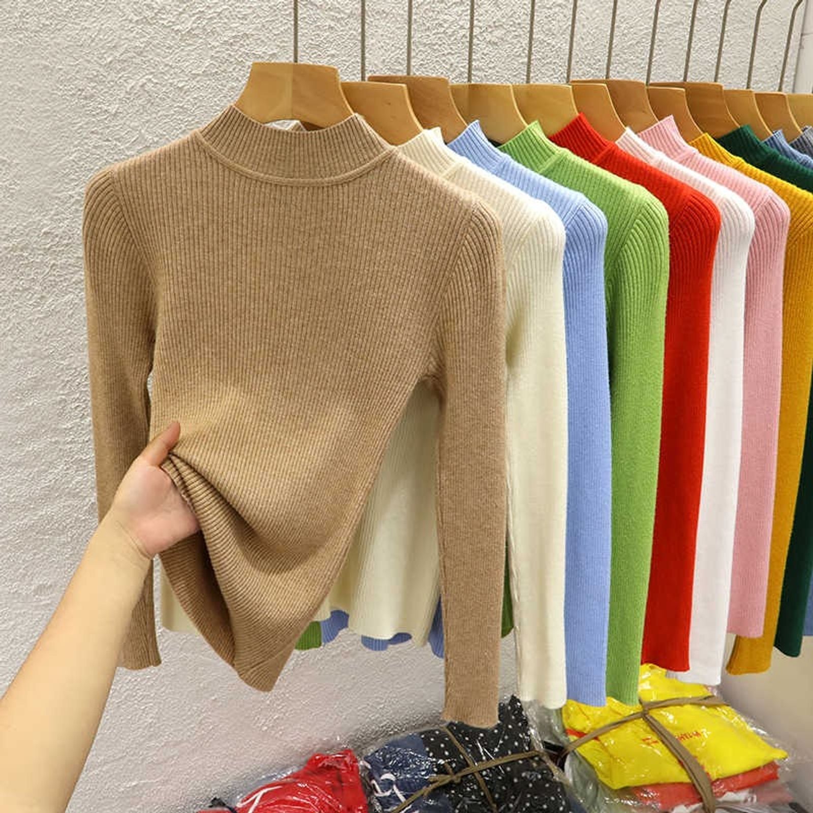 Women's Long Sleeve Mock Neck Knitted Pullover Sweater