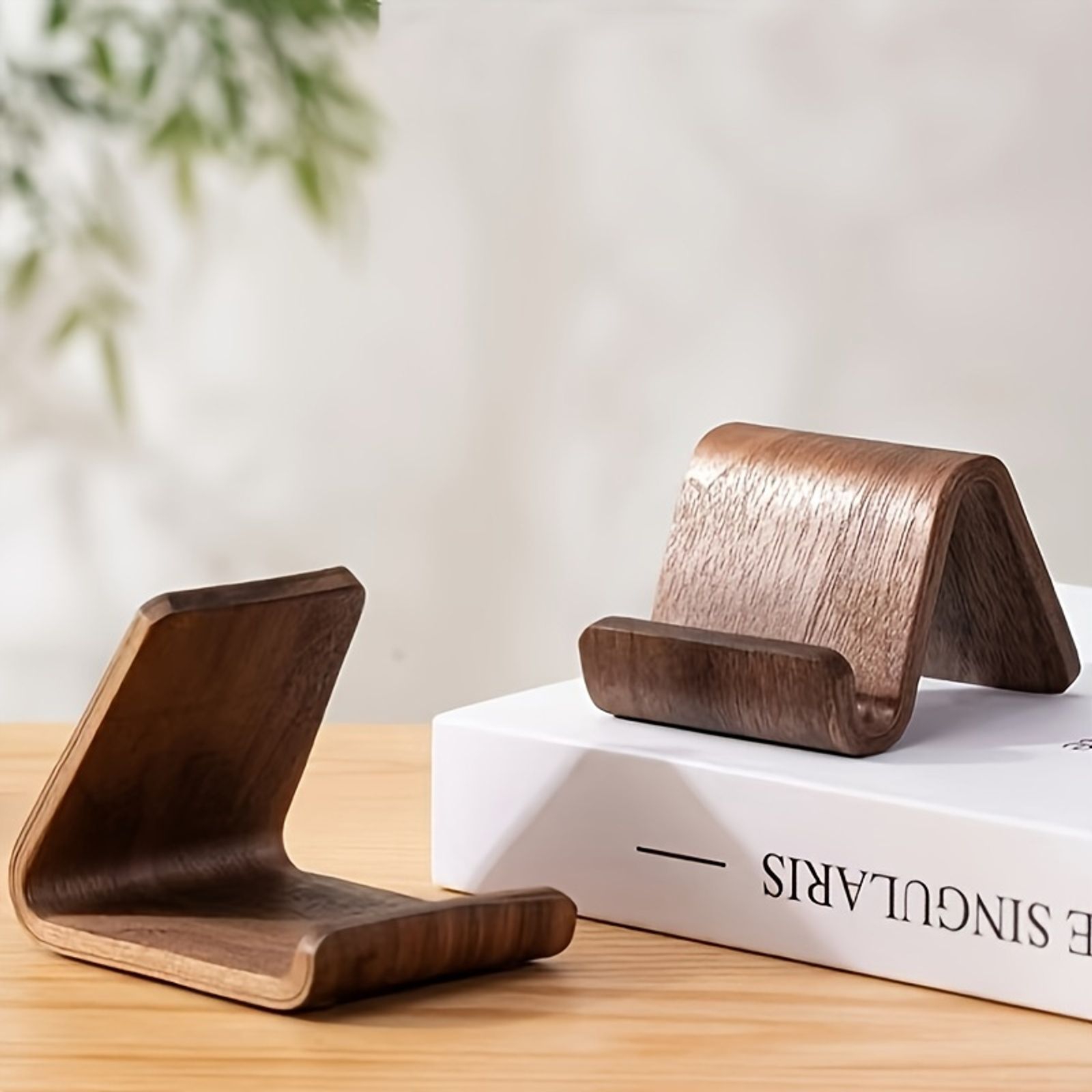 Compact Black Walnut Phone Stand - Flexible Clip Holder