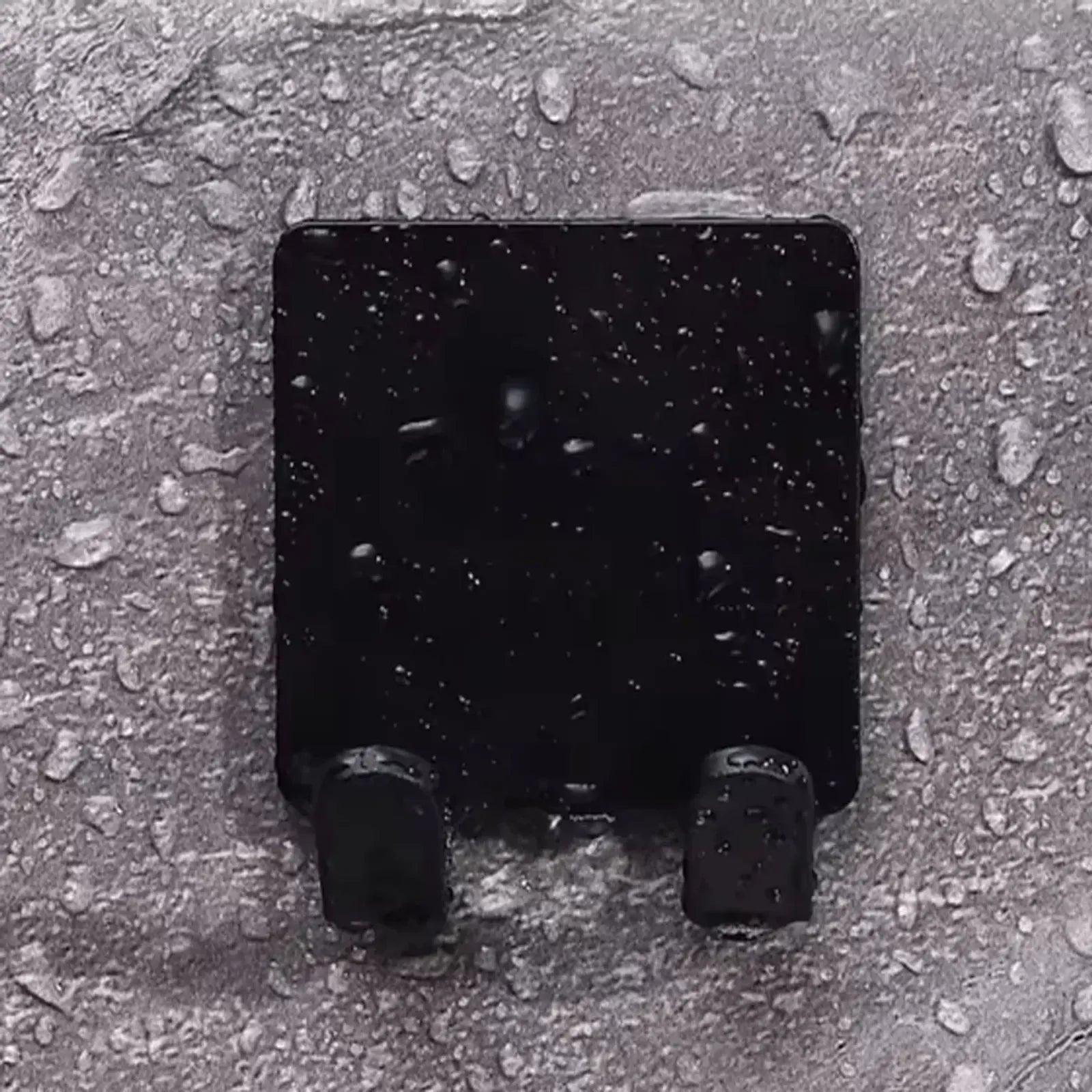 Punch-Free Shaving Razor Holder for Bathroom and Kitchen