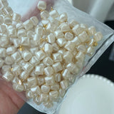 10pcs White Pearl Luster Decorative Shank Buttons