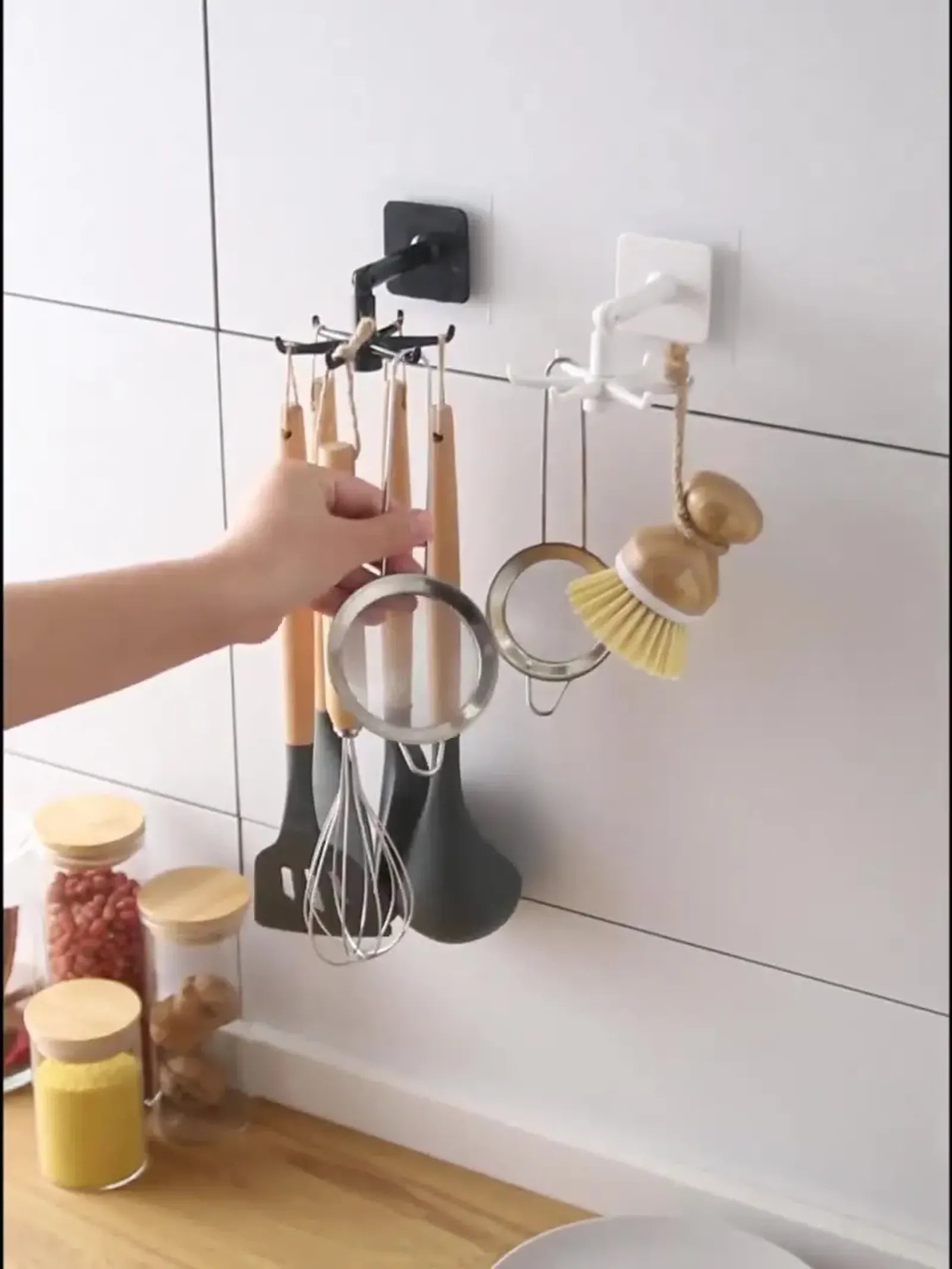 Swivel Kitchen Organizer Hooks - Multifunctional and Rotatable