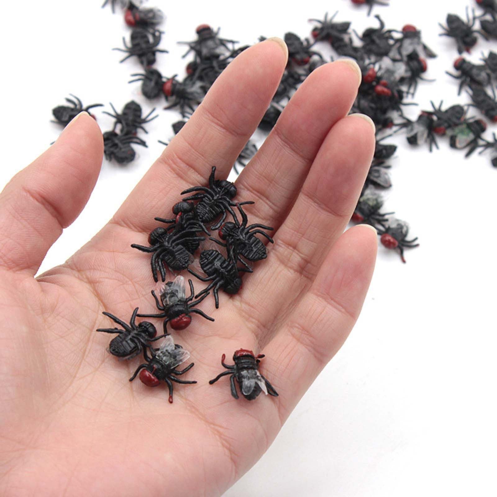 100 Pcs Plastic Fake Flies for Halloween Pranks