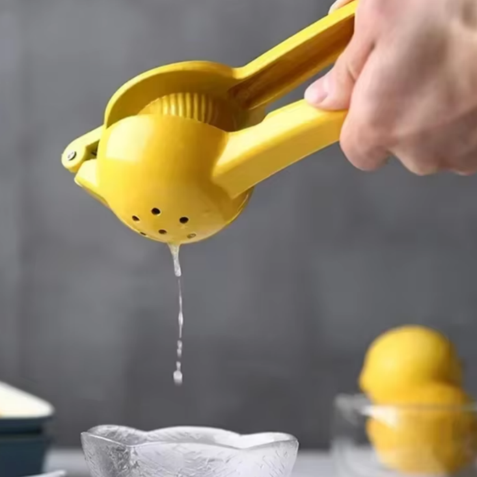 Colorful Manual Lemon Juicer Clip