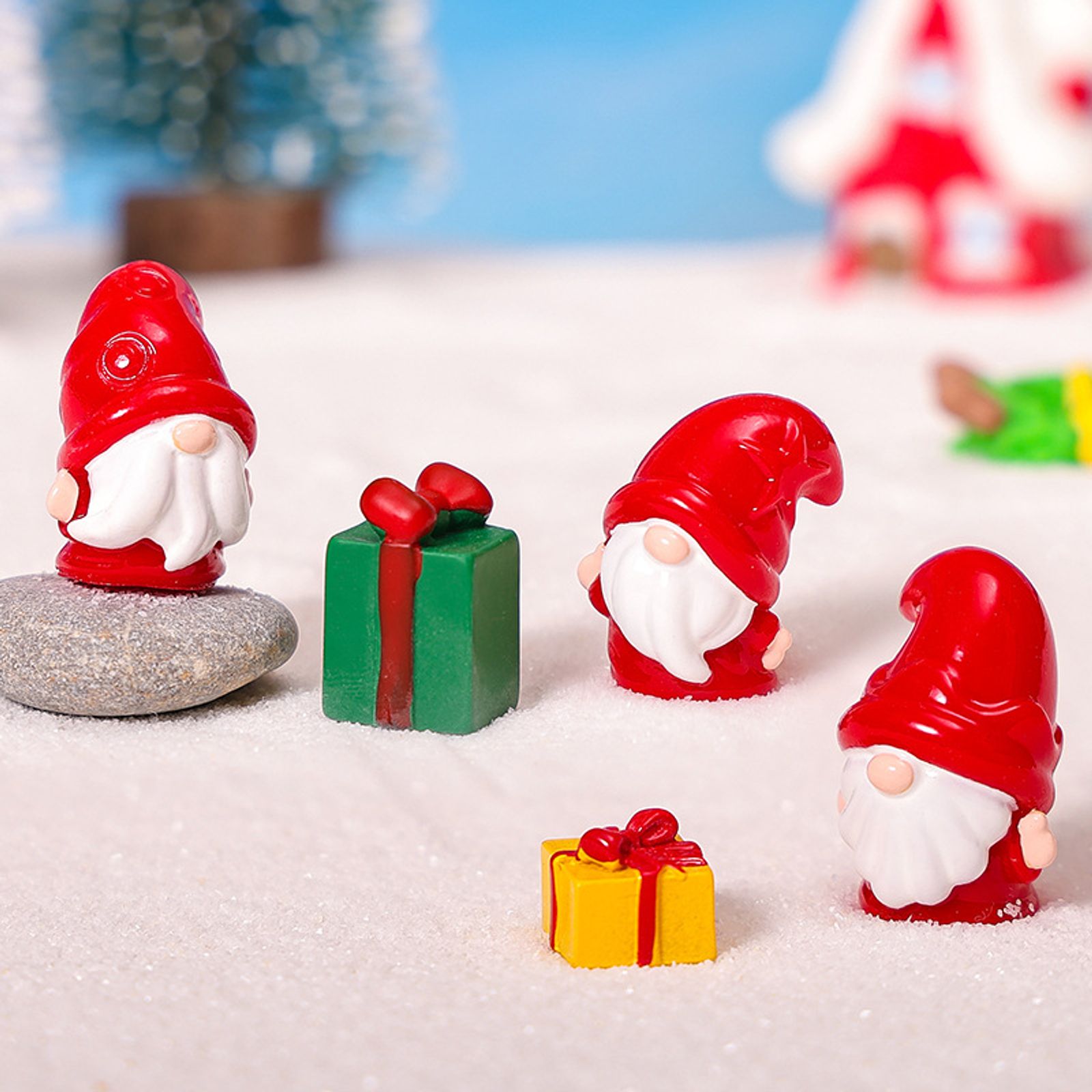 Cute Mini Resin Gnomes Christmas Figurines for DIY Decor