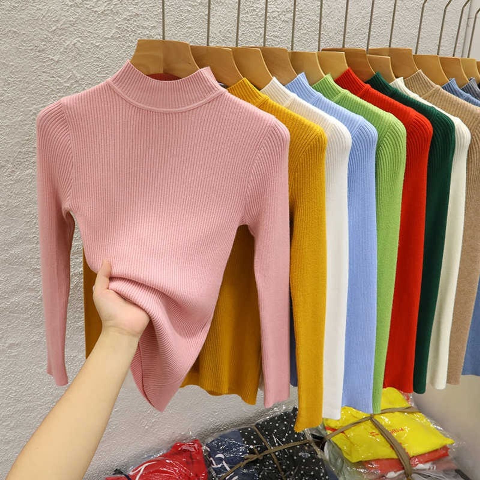 Women's Long Sleeve Mock Neck Knitted Pullover Sweater