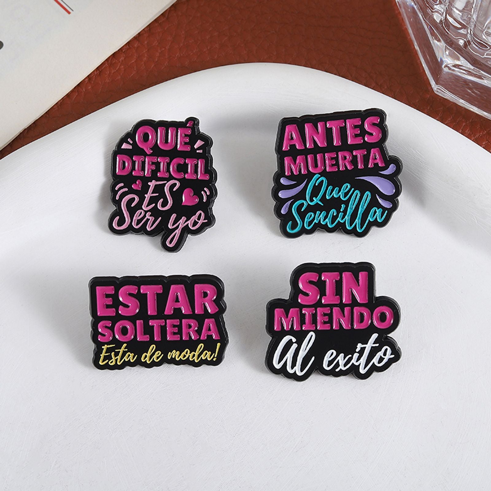 Funny Spanish Quotes Enamel Pin - Custom Brooch Jewelry