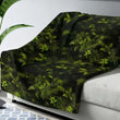 Luxurious Dark Green Fern Pattern Throw Blanket