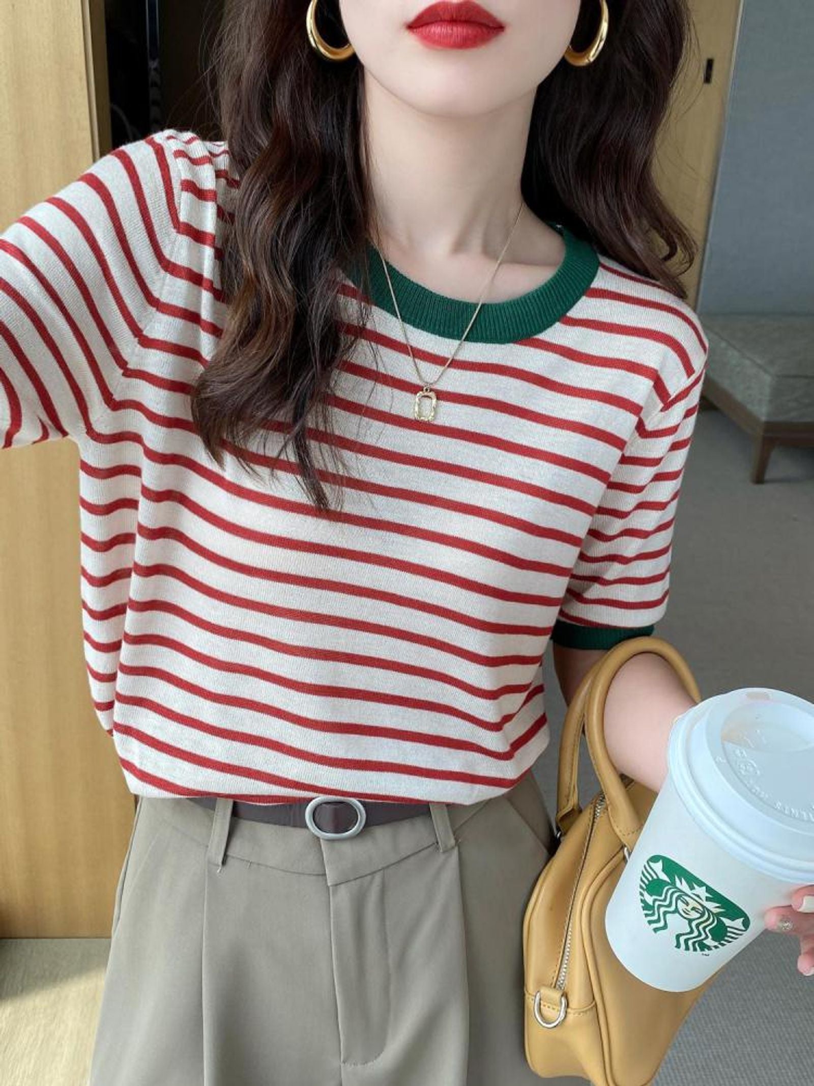 Women's Summer Stripe Knitted Round Collar T-Shirt