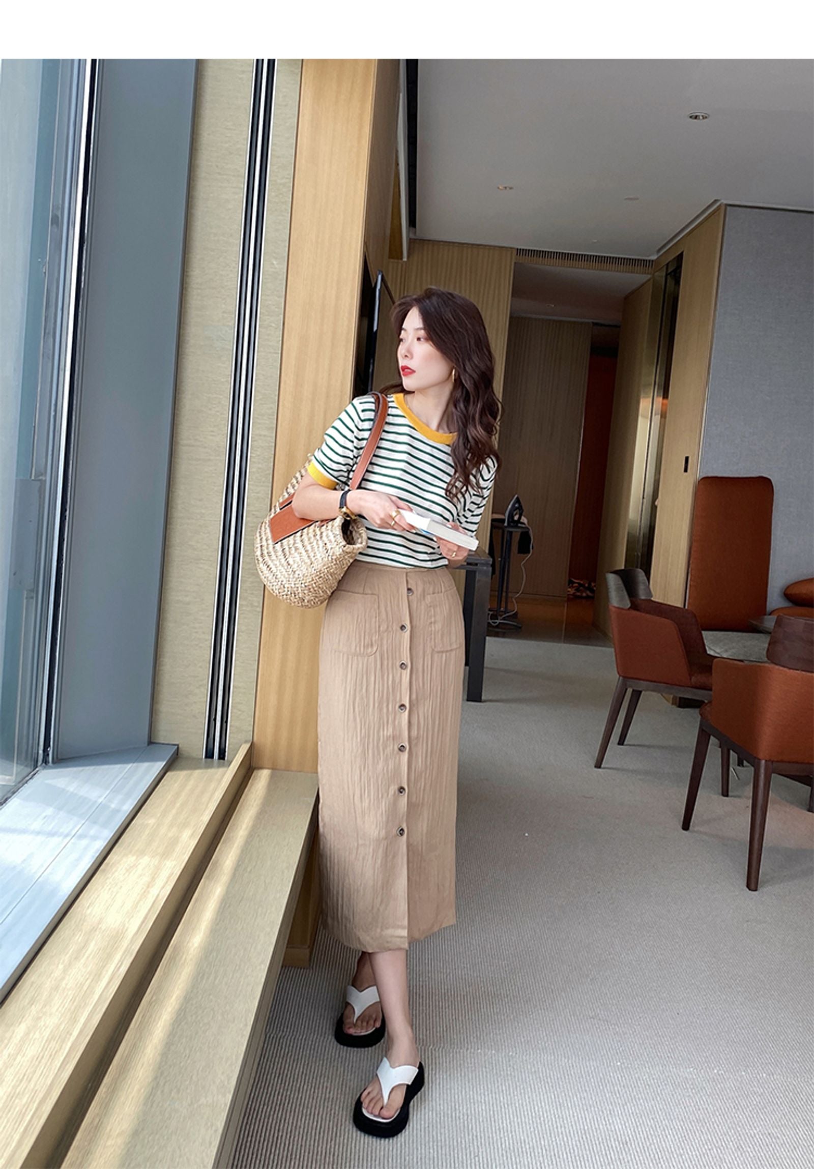 Women's Summer Stripe Knitted Round Collar T-Shirt