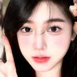 Natural False Eyelashes for Eye-Lifting Effect