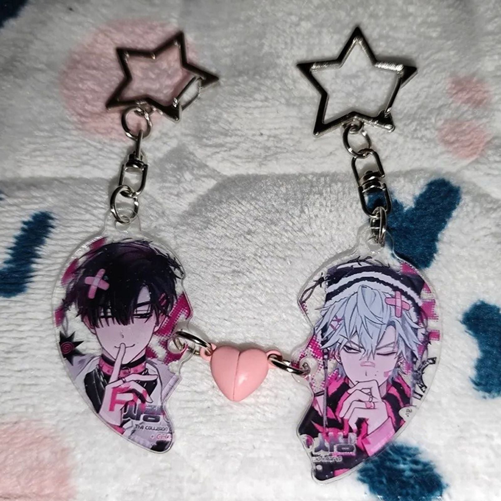 Anime Alien Stage Cosplay Keychain Set