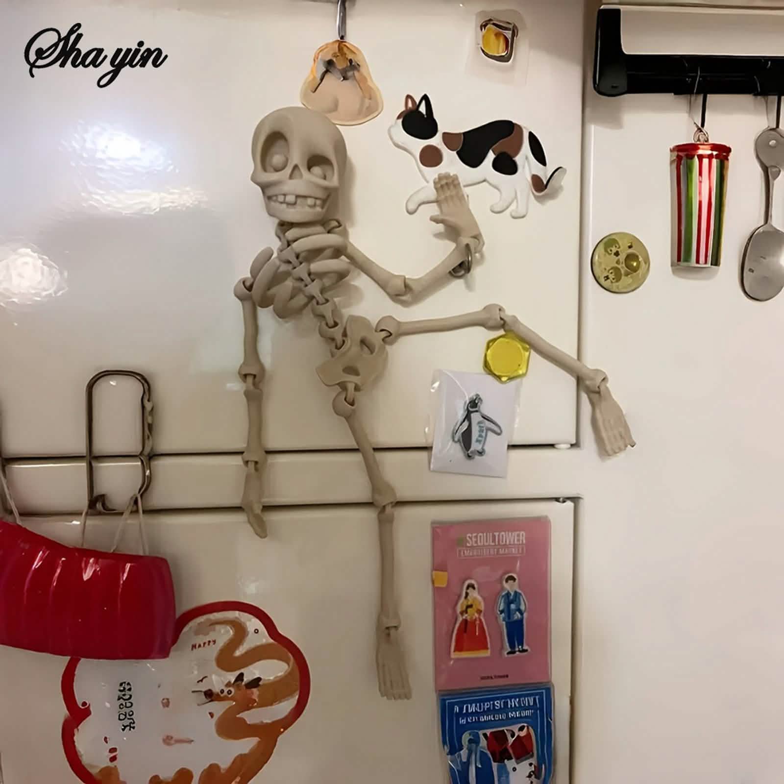 Poseable Skull Fridge Magnet for Quirky Kitchen Decor