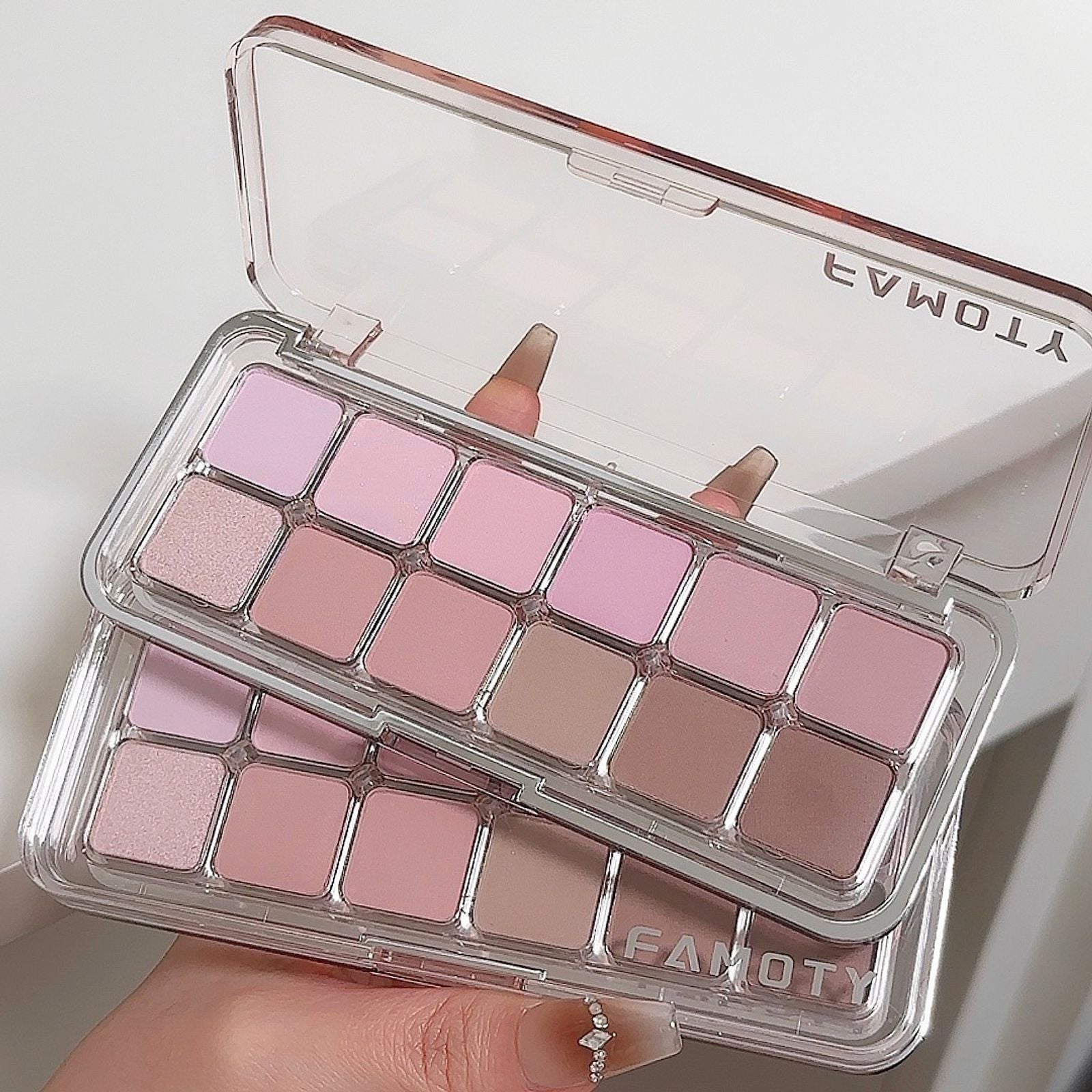 12-Color Matte Eyeshadow Palette in Tea Apricot