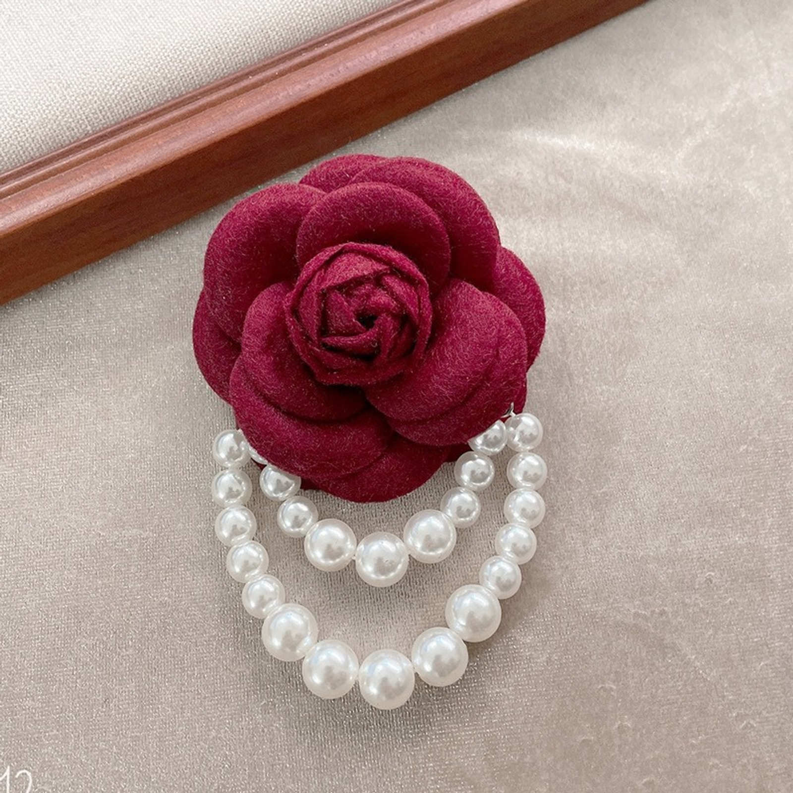 Korean Camellia Flower Brooch with Pearl Tassel for Women