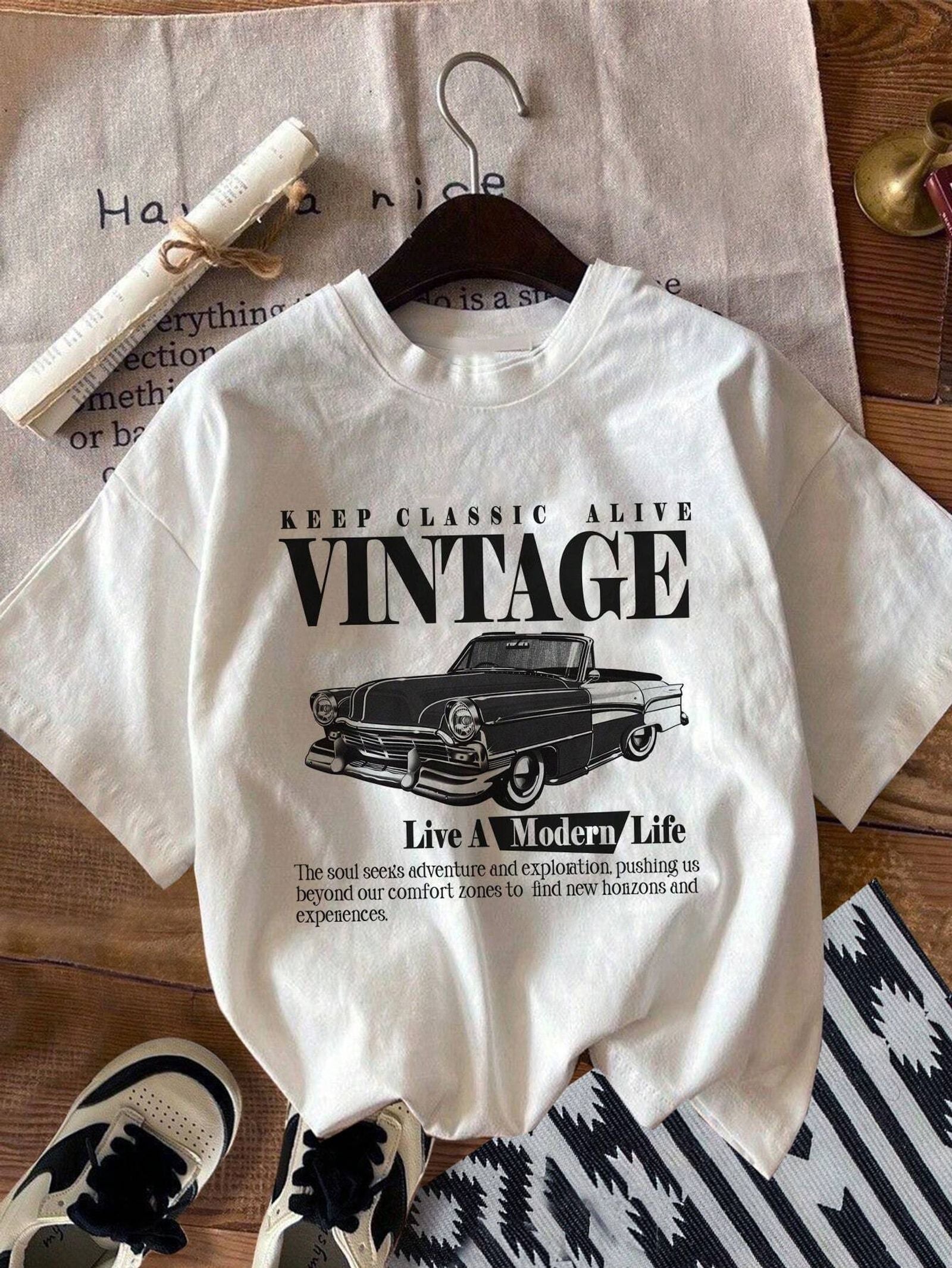 Vintage Car Print Women's Short Sleeve T-Shirt