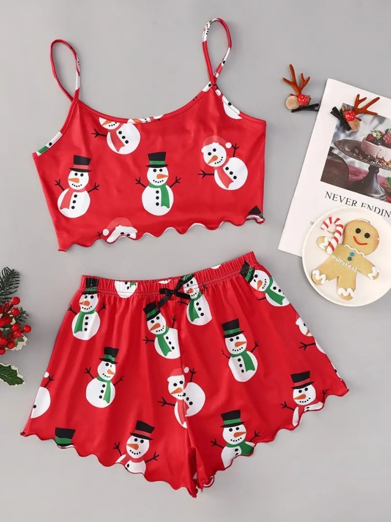 Women's Cute Gingerbread Print 2-Piece Christmas Pajama Set