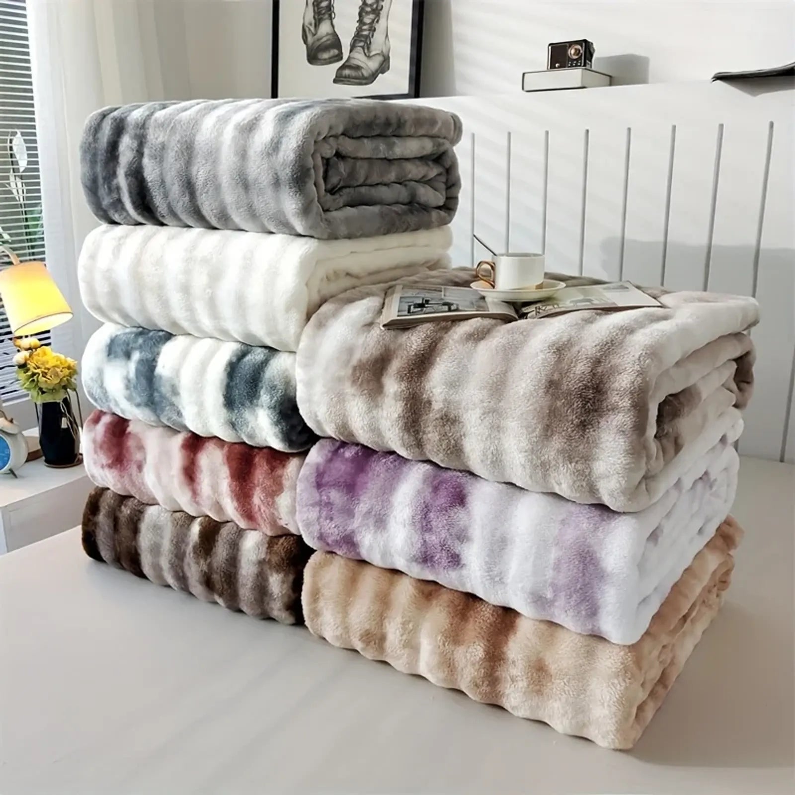 Luxurious Faux Rabbit Fur Bed Blanket - Soft and Warm Throw